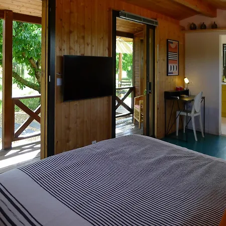 Les Piegonnaises - Deux Luxueuses Roulottes Et La Cabane En Drome Provencale Exterior photo