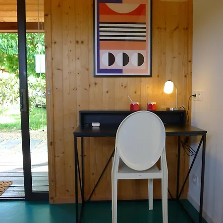 Les Piegonnaises - Deux Luxueuses Roulottes Et La Cabane En Drome Provencale Exterior photo