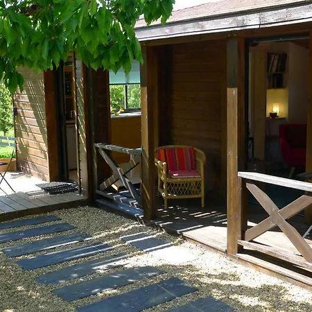Les Piegonnaises - Deux Luxueuses Roulottes Et La Cabane En Drome Provencale Exterior photo