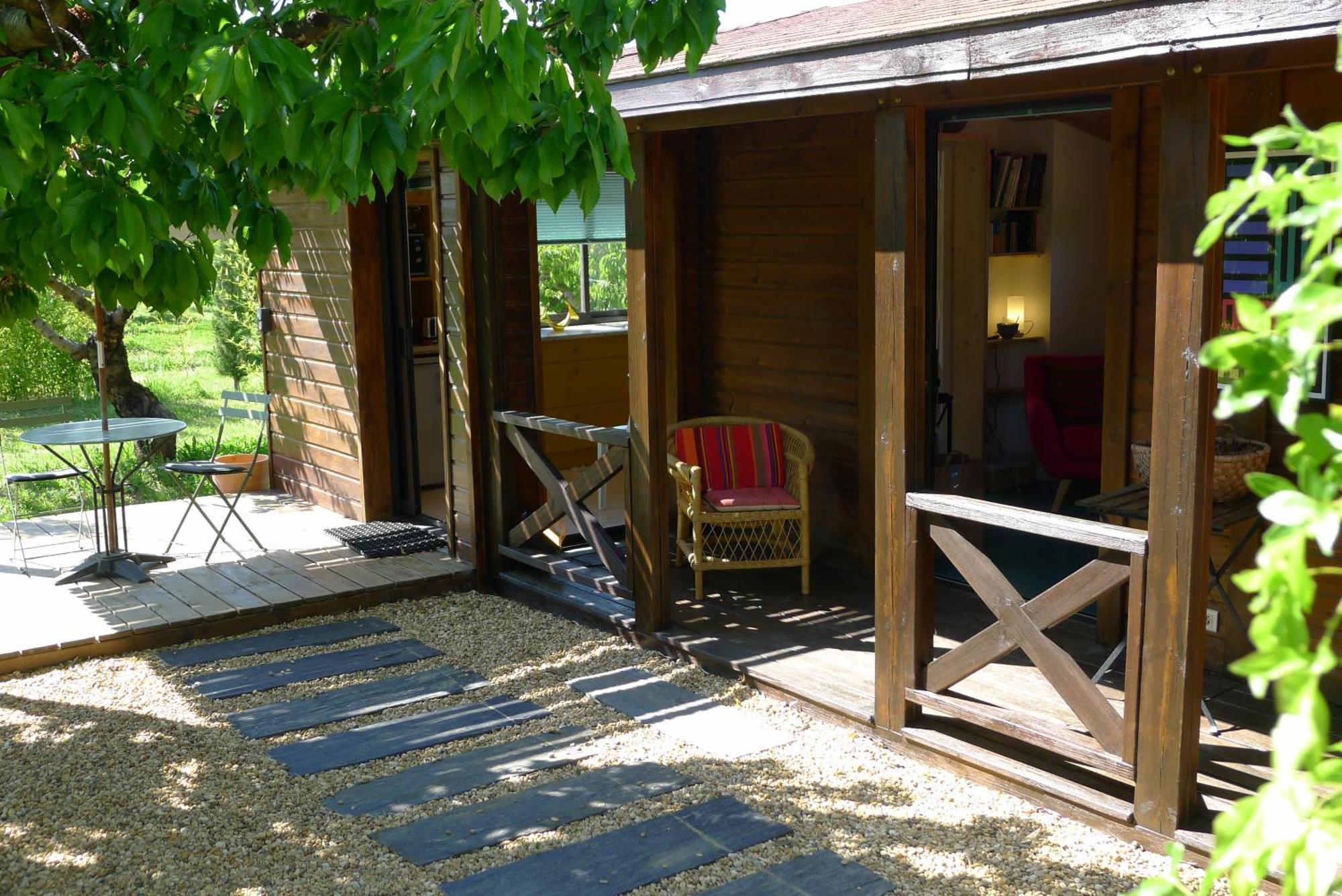 Les Piegonnaises - Deux Luxueuses Roulottes Et La En Drome Provencale * Piegon