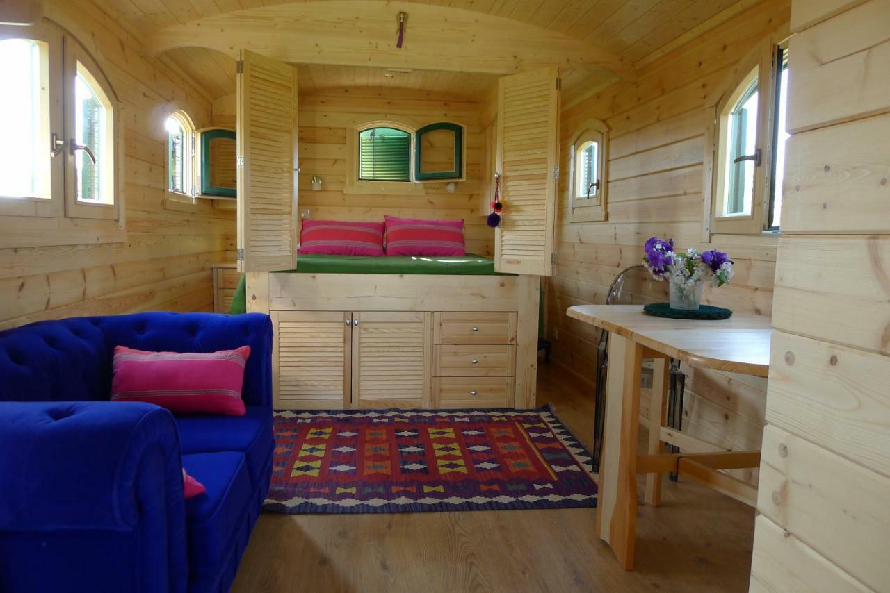 Сasa de vacaciones Les Piégonnaises - 2 Roulottes Piégon